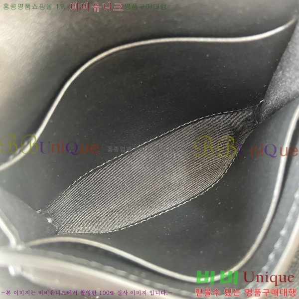 #���� ���е� ī�� ���̽� 818811-102