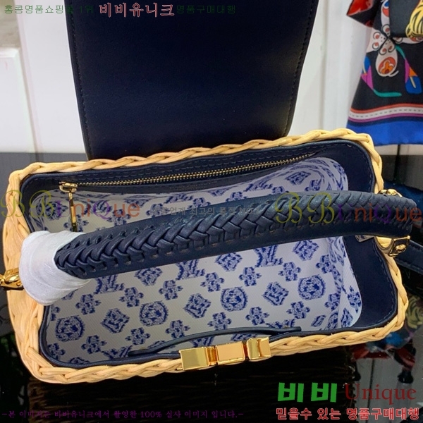 #���̺��� īǶ�� �̴� M26003-101