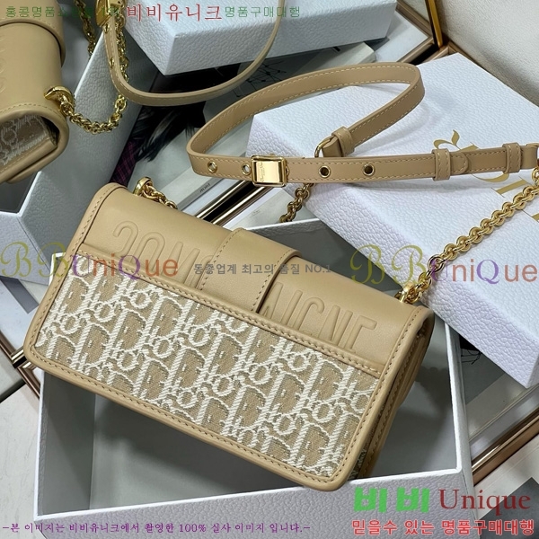 #��� 30 ������ �̽�Ʈ ����Ʈ ü�� �� M9334-305