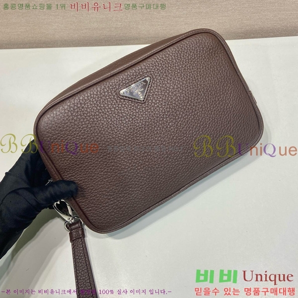 #����� ���� �ﰢ�ΰ� �Ŀ�ġ 2VF017-202