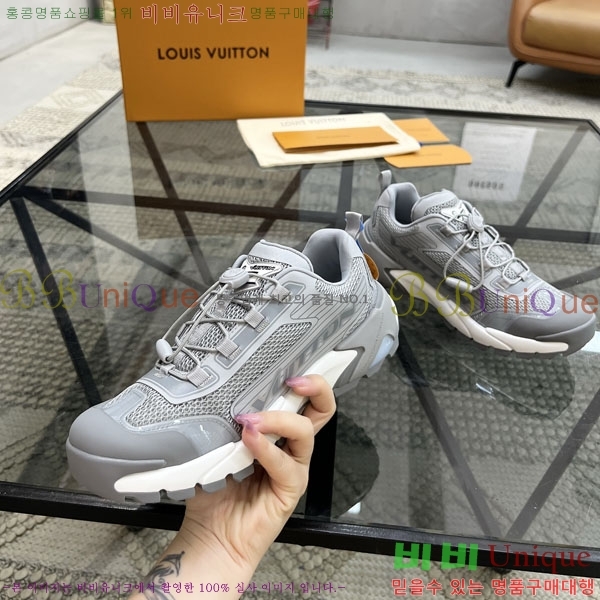 ���� ���̺��� ����Ŀ�� LV3306662-4