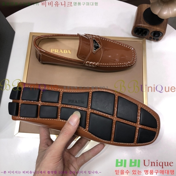 ���� ����� ���� P571868-2