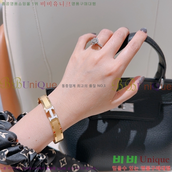 ���� �����޽� Ŭ���ƽ� ���� 8HE256713-3