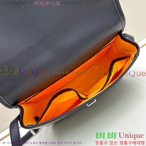 ���ߵ� �������� ũ�ν��� �Ż� MM GOY995-3