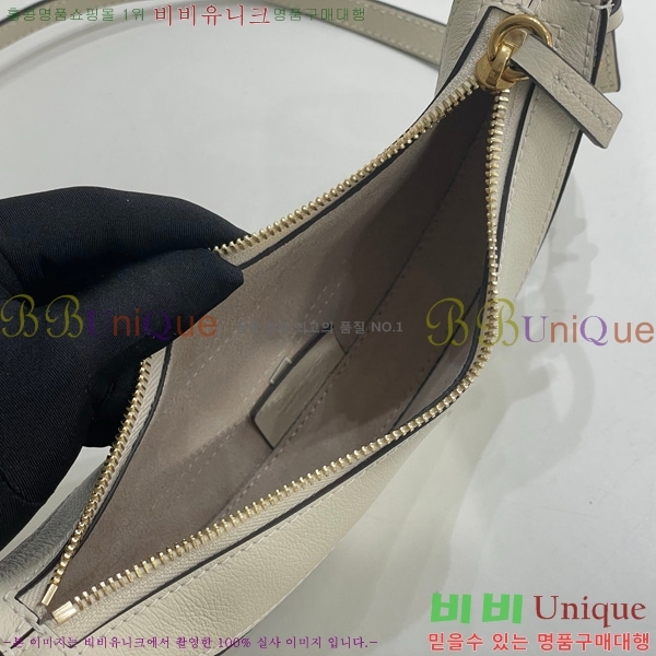 #���ο� �ΰ� �ٳ��� ũ�ν��� W865-102