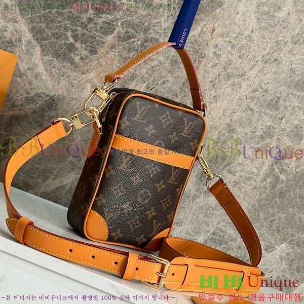 ���̺��� �ٴ��� M14013