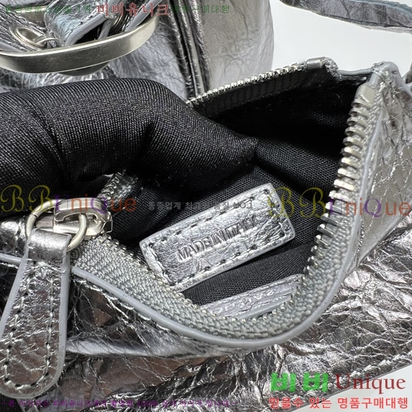 #�߷��þư� LE CAGOLE �� ī�� Xs ����� 671309-500