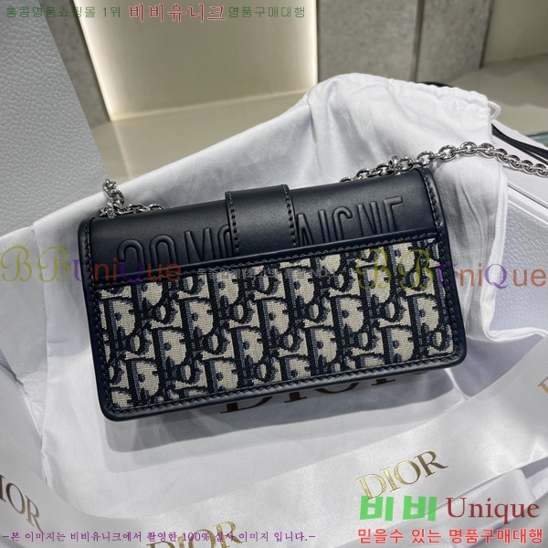 #��� 30 ������ �̽�Ʈ ����Ʈ D62660-500