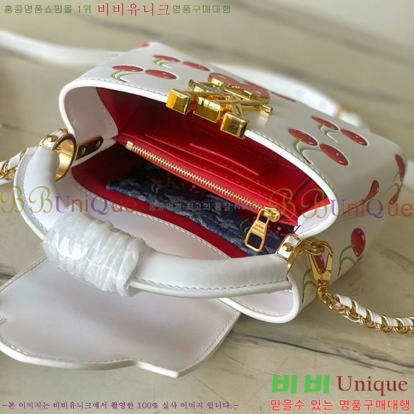 #���̺��� x ����ī�� īǶ�� �̴� M13251-101