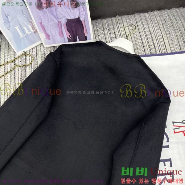 ���� ��**�� �ٿ� �е� ��Ʈ ��Ʈ MO1645550-20