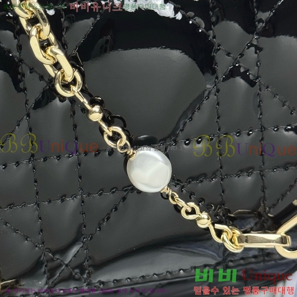 #��� ũ�ν��� ���� �� �޴��� �Ŀ�ġ �̴Ϲ� S0977-2002