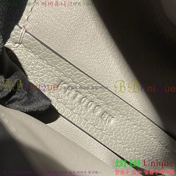 #�����޽� 2424 21�� �̴� H242400-14