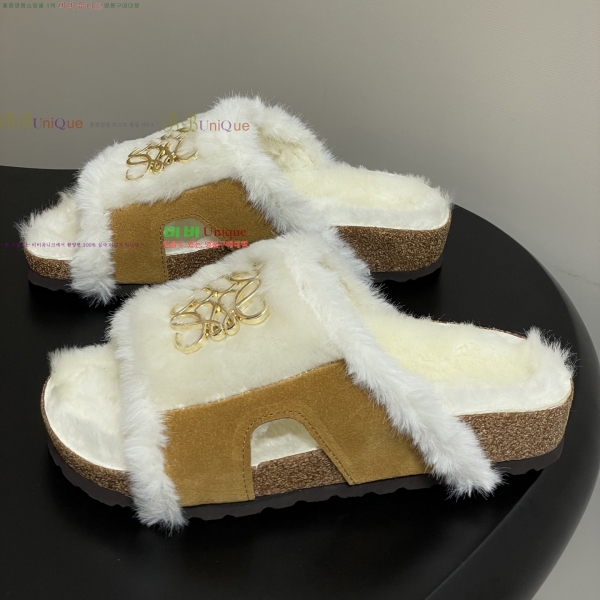 ���� �ο��� �þ �� ���� 30LW2582318-2