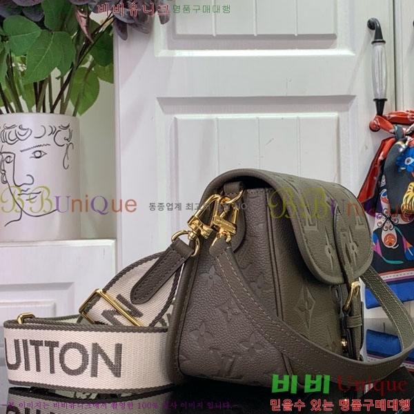 #���̺��� ���̾� ���׷� �������� M15049-101