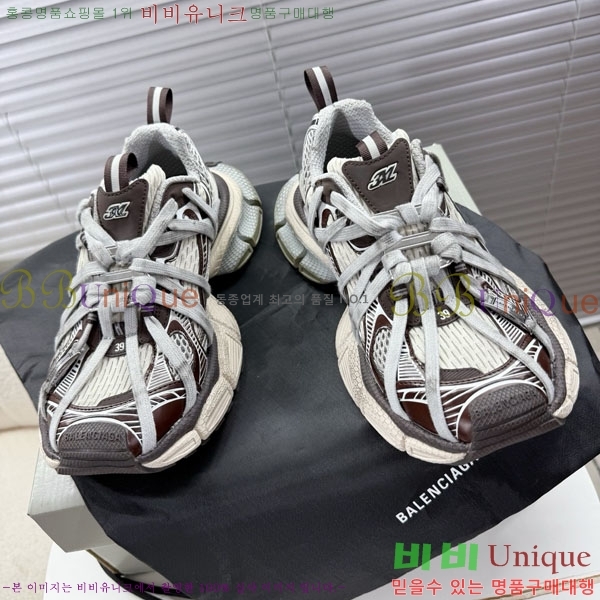 �߷��þư� 3XL Ʈ���̳� ����Ŀ�� BLA356601-9