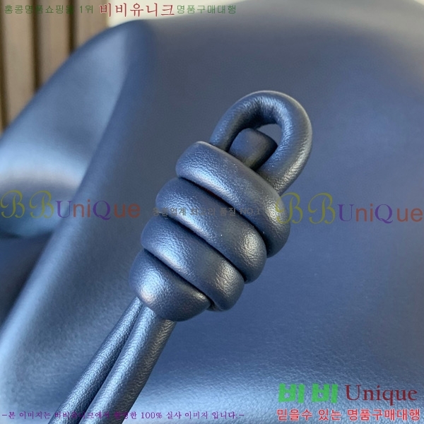 #�ο��� ���� �ö���� Ŭ��ġ 9084-103