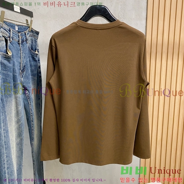 ���� ��**�� ���� Ƽ���� MO90242-2