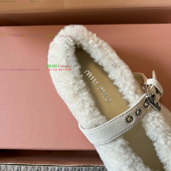 ���� �̿�** �þ �� �޸����� �÷� 32MU25102296-2