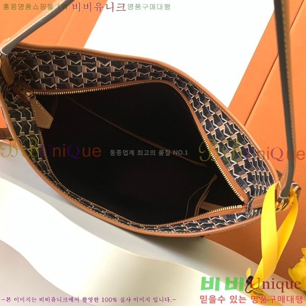 #���̳� ȣ���� M8120-103