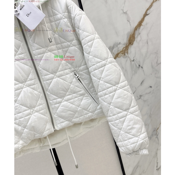 ���� ��* �ĵ� �ٿ� ��Ʈ �е� 51DR2510281-2