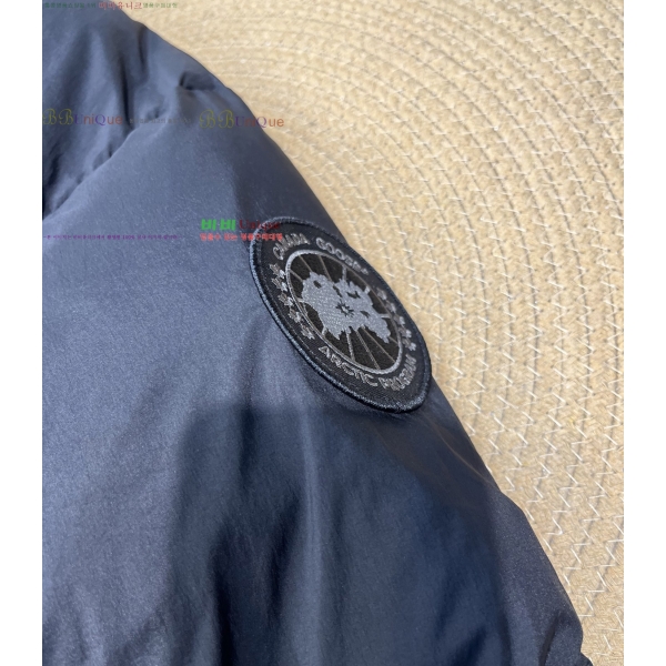 ���� ĳ��**�� Lawrence �ٿ� �е� 42CA2510305-1 ����