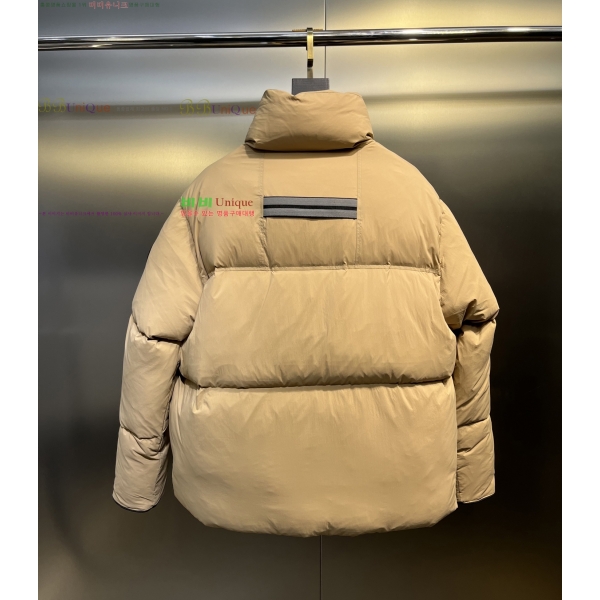 ���� ĳ��**�� Lawrence �ٿ� �е� 42CA2510305-2