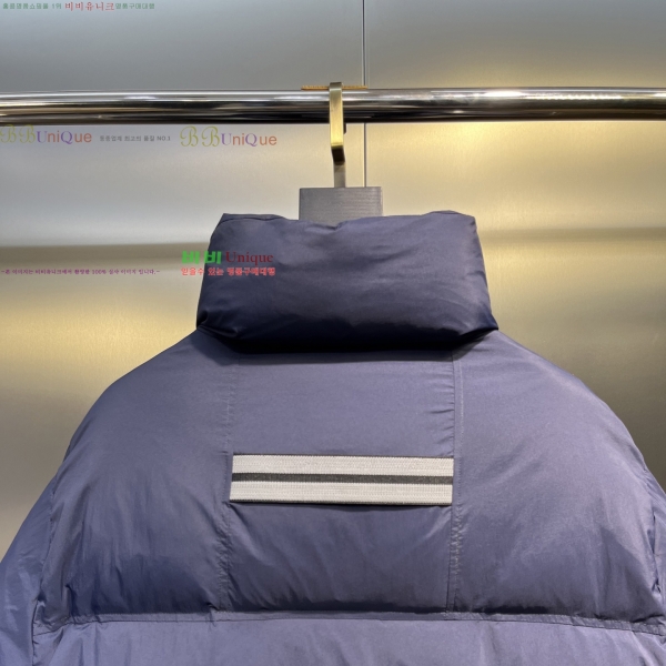 ���� ĳ��**�� Lawrence �ٿ� �е� 42CA2510305-4 ���̺�
