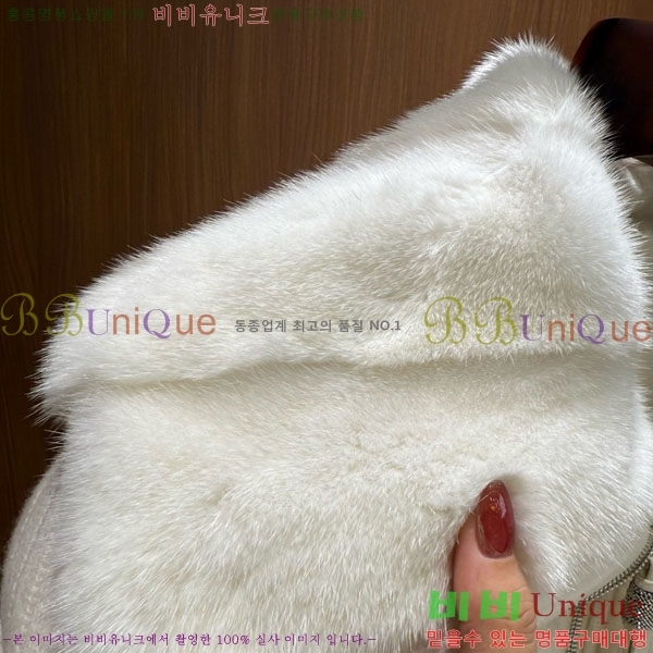 ���� ���ڷ� ��ġ�ڸ� �ٿ� �е� BC2340576-3