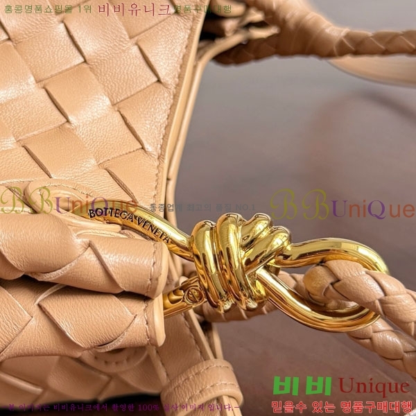 ���װ�����Ÿ �ȵ�Ƹ� �Ķ�Ʈ 796569-2016