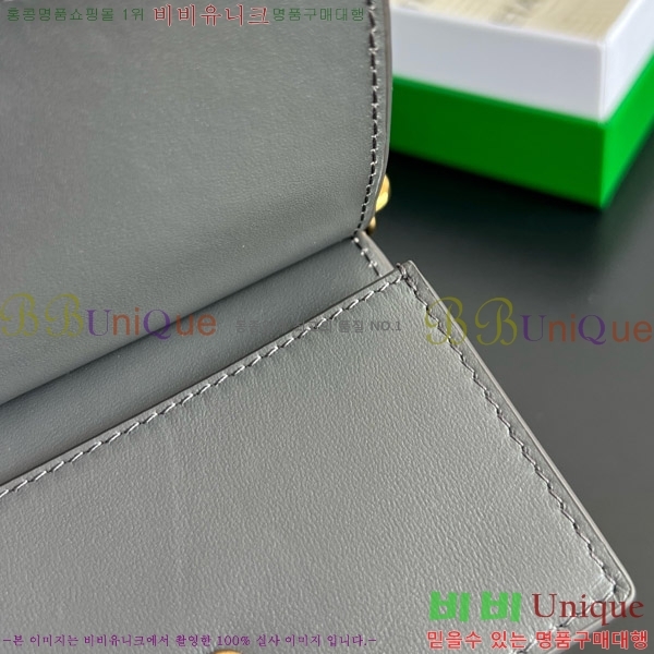 #���װ�����Ÿ �ֽ�Ƽ�� ���� ���̽� 810596-106