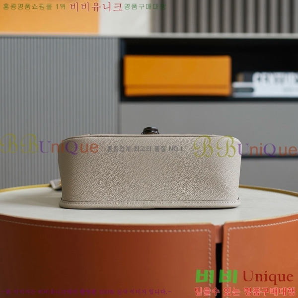 ���̺��� ���̾� ����� M13231-8