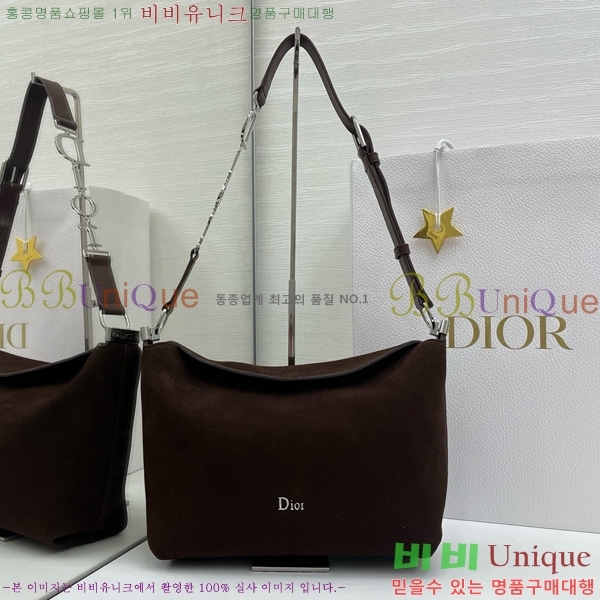 #��� ���ʼ� �ش��� JONATHAN ANDERSON ȣ���� M856324-4