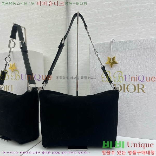 #��� ���ʼ� �ش��� JONATHAN ANDERSON ȣ���� M856324-1