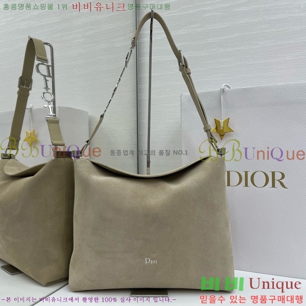 #��� ���ʼ� �ش��� JONATHAN ANDERSON ȣ���� M856325-3