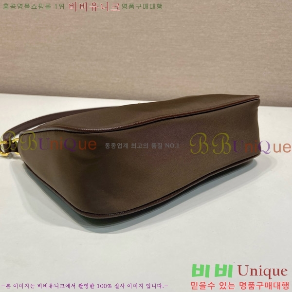 #����� ������� 2005 ���ǾƳ� Ʈ���� �����Ϸ� ȣ���� 1N204M-103