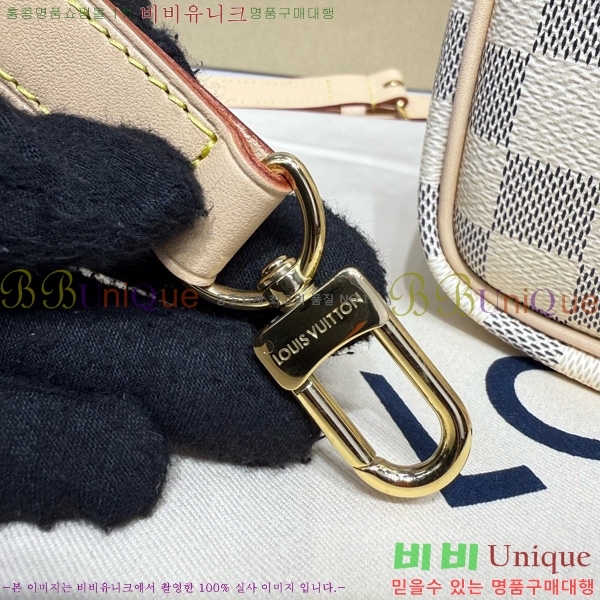 #���̺��� ���ǵ� �ݵѸ��� 30 ��Ʈ�� M40952-101