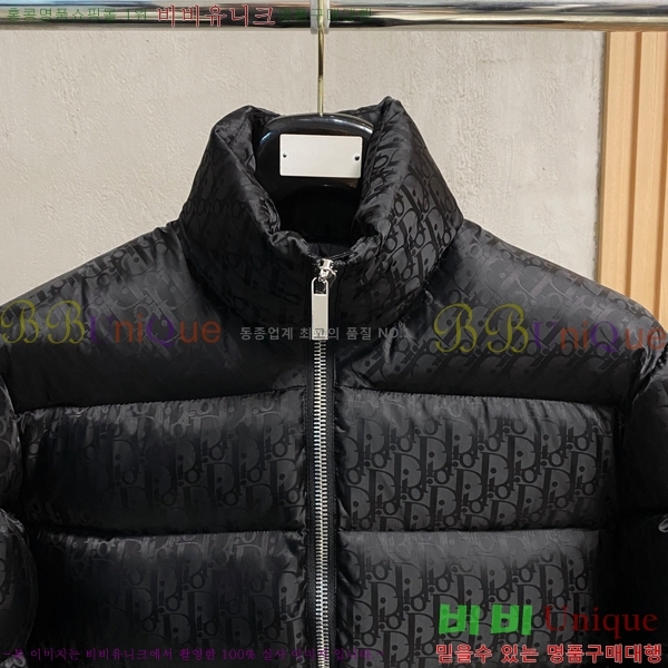 ���� ��� �ٿ� �е� CD6241685-2