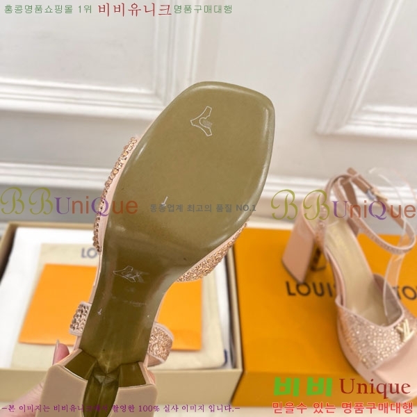 ���̺��� �÷��� ���� 37LV575801-1 ��11cm