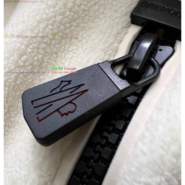 ���� ��**�� ���� MO780945