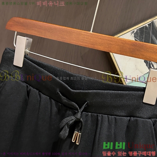 ���� ��**�� ���� MO614528