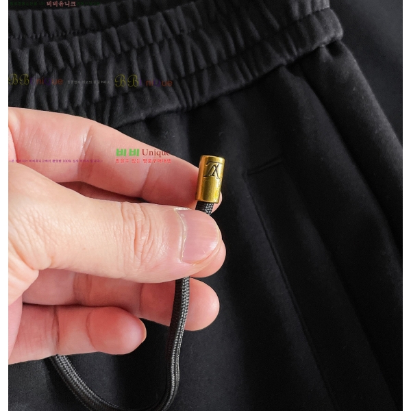 ���� ���̺��� ��Ʈ LV4538218-3