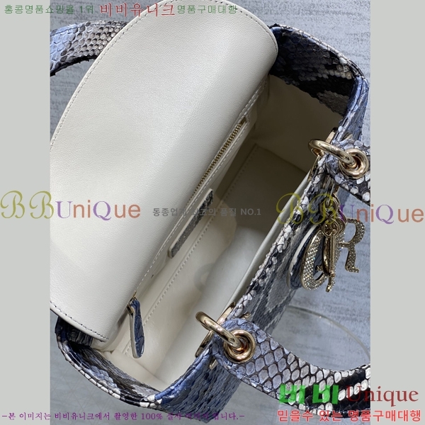 #��� ���̵�� ���� M0531-705