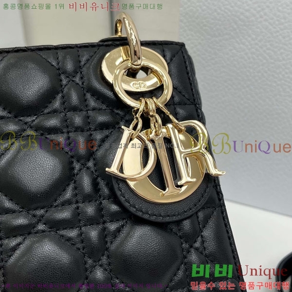 #��� ���� ���̵�� �̴� M0057-104