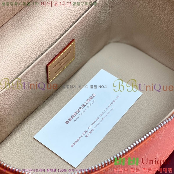 #���̺��� �Ͻ� �̴� ����Ƽ ���̽� M44495-102