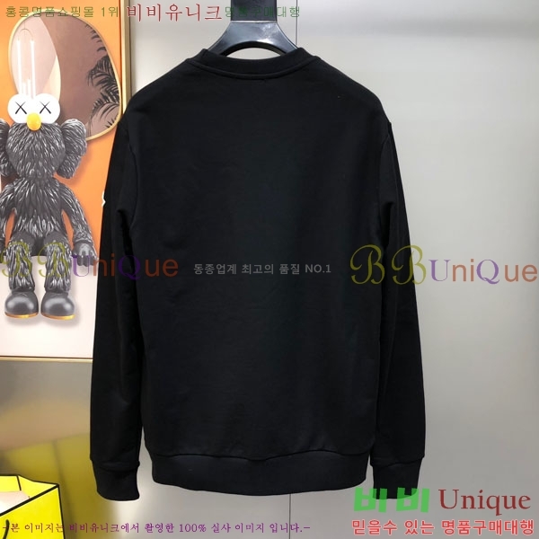 ���� ��**�� ������ MO234700