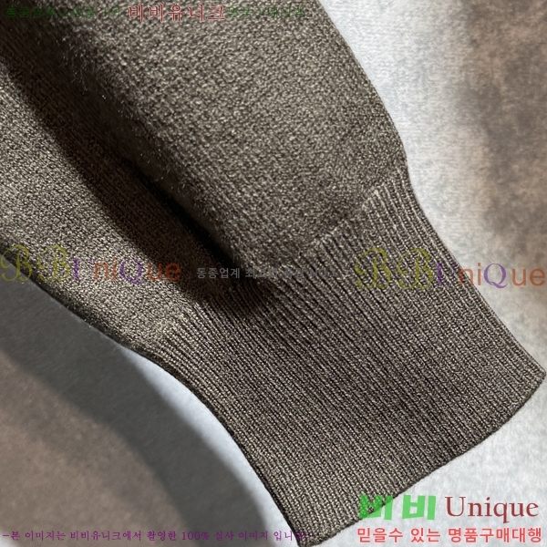 ���� ��**�� ������ MO521583-2