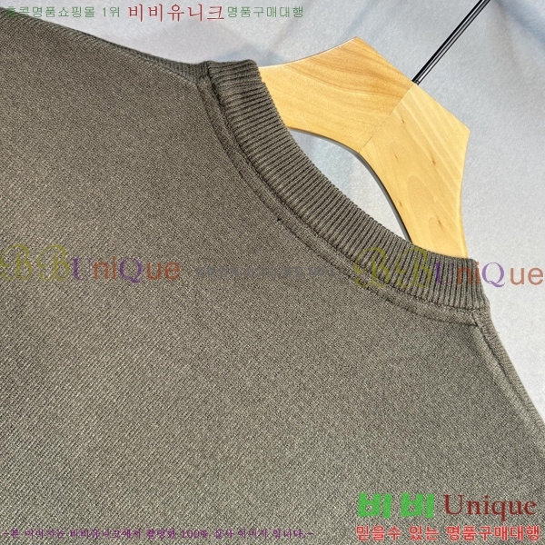 ���� ��**�� ������ MO521583-2