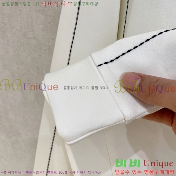 ���� ��**�� ������ MO234697-1
