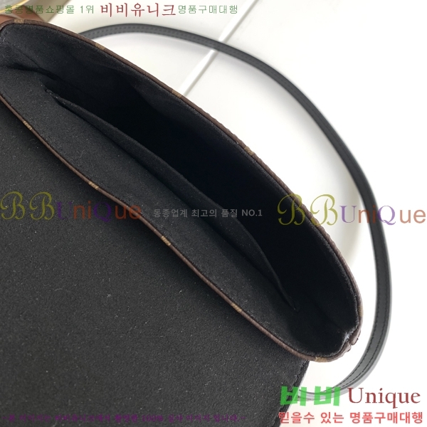 #���̺��� ��Ű ���׷� ����� M44141-101