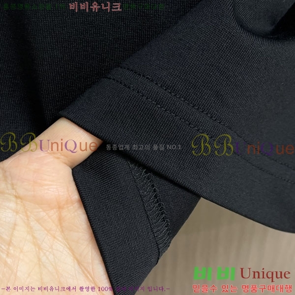 ���� ��**�� ���� Ƽ���� MO2461880-1